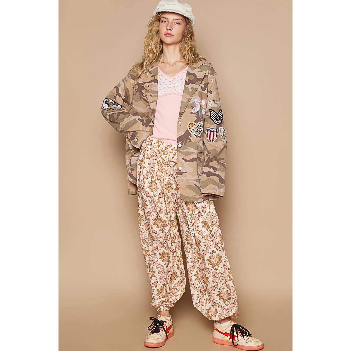 Camo print patches sleeve solid blazer