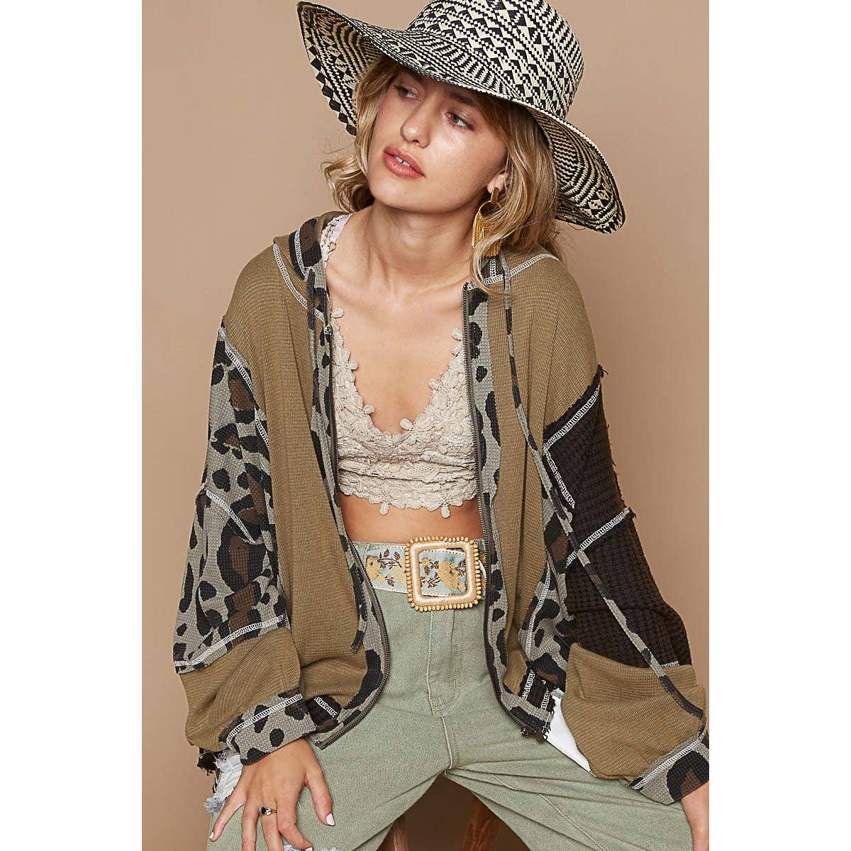 Semi cropped leapard print hoodie zip up