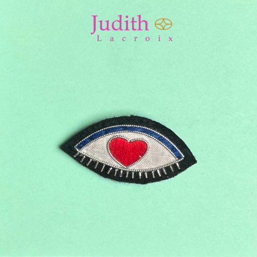 Brooch - Eye Heart