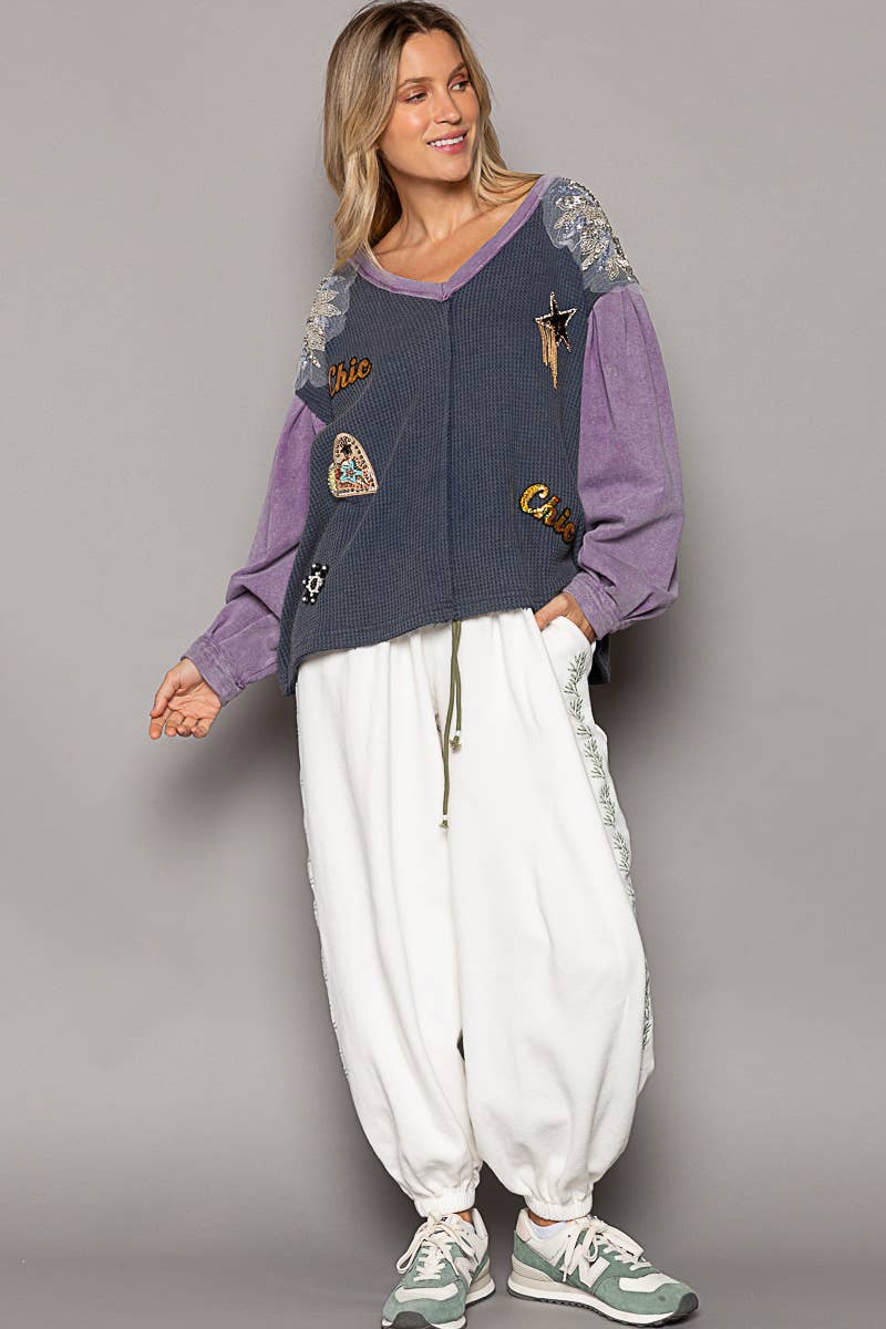 V-Neck Glam Patches Contrast Long Sleeves Knit Top