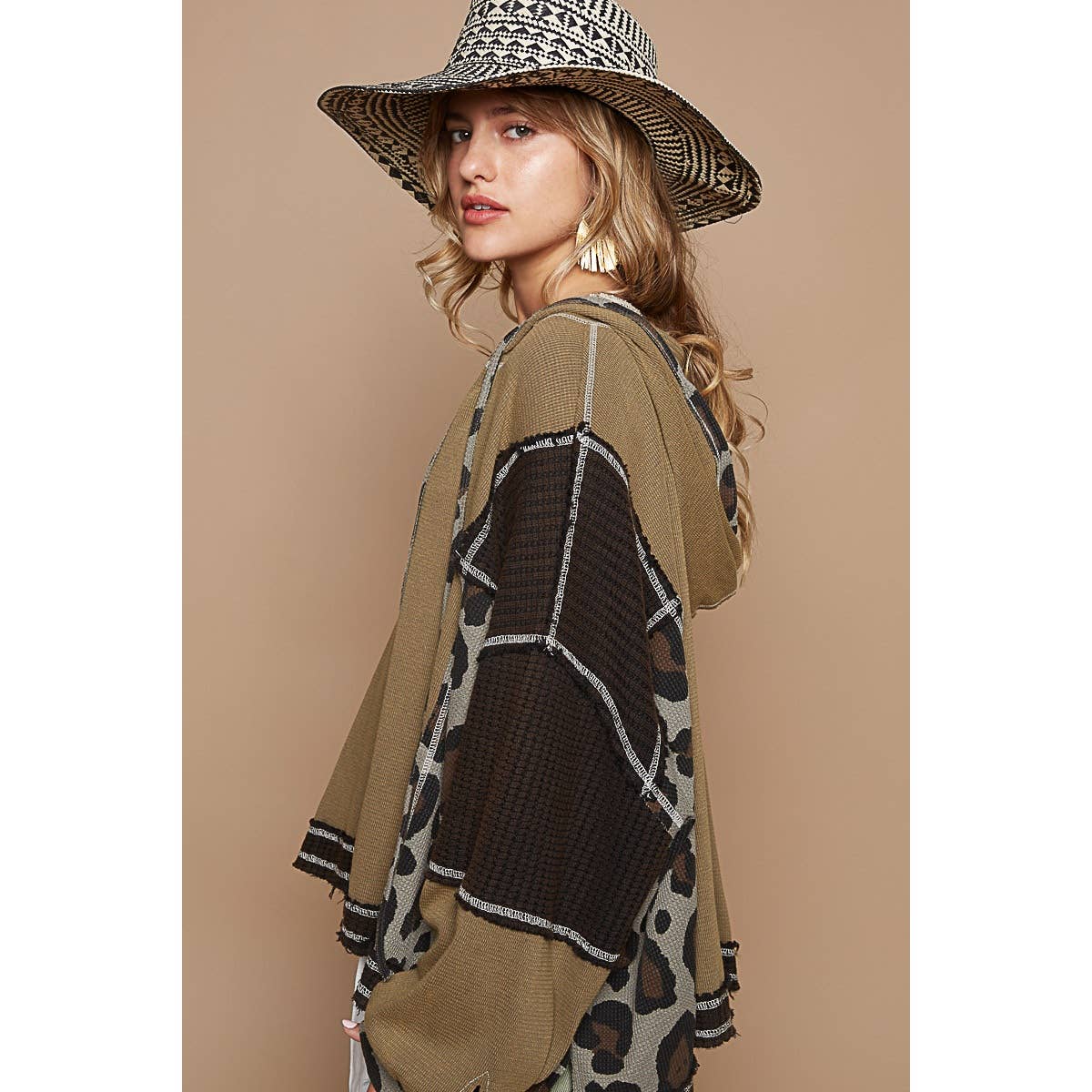 Semi cropped leapard print hoodie zip up