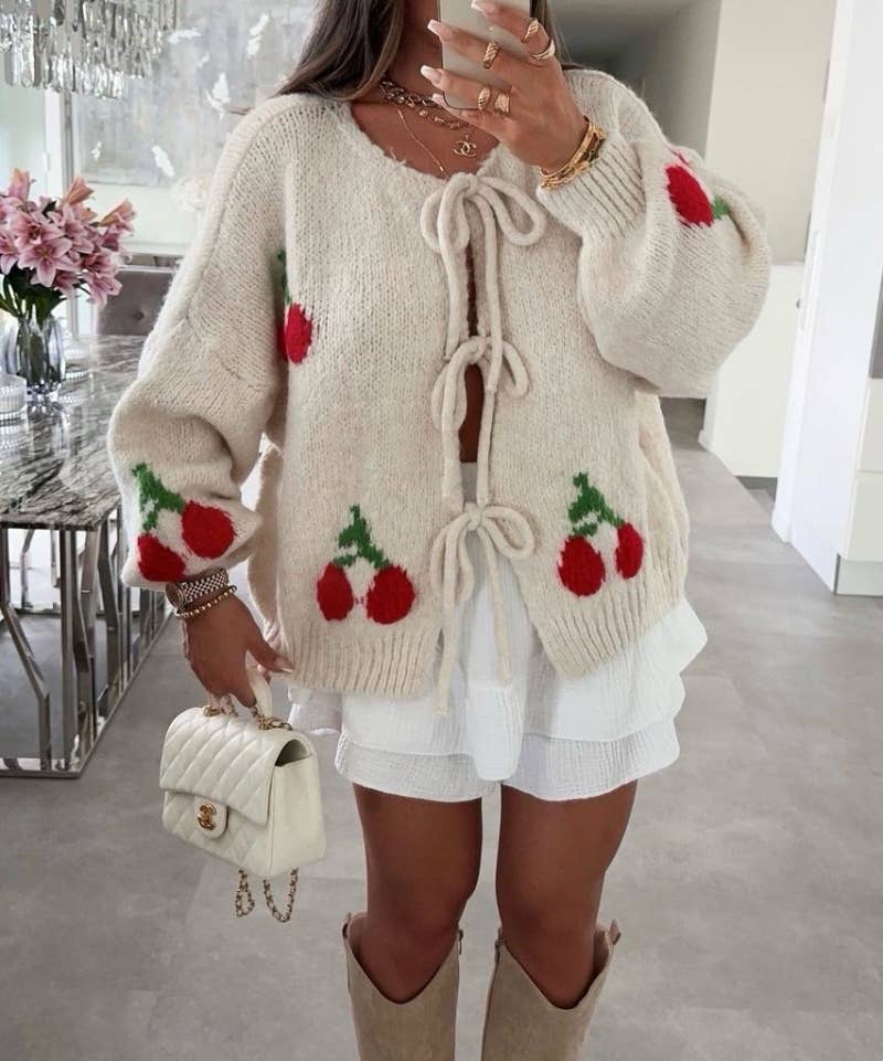 Sweater with laces cherry pattern -
