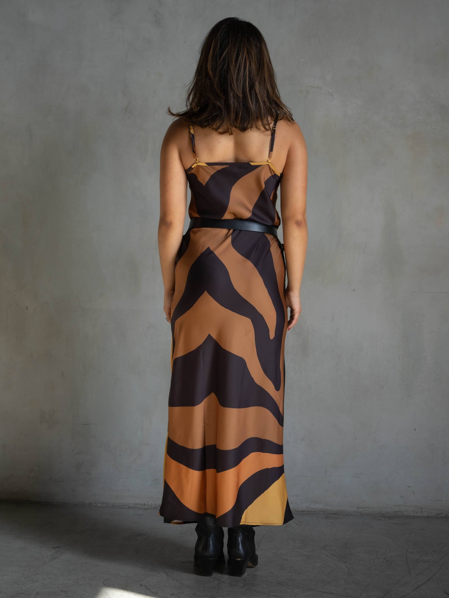 Lennon Zipslip™️ Dress Desert Swirling Wind