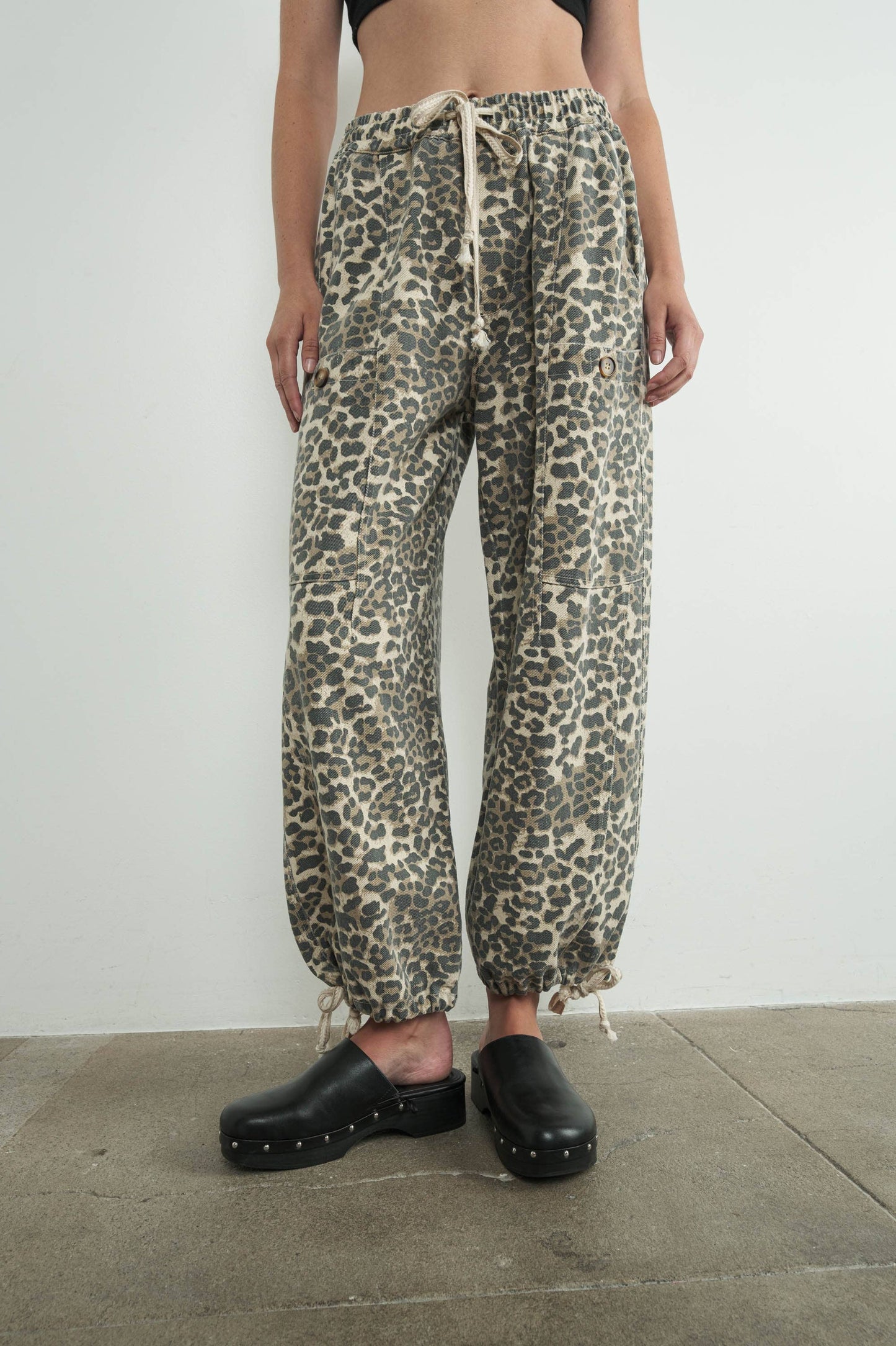 MAP2675-LEOPARD LEOPARD PRINT RELAXED FIT PULL-ON PANTS