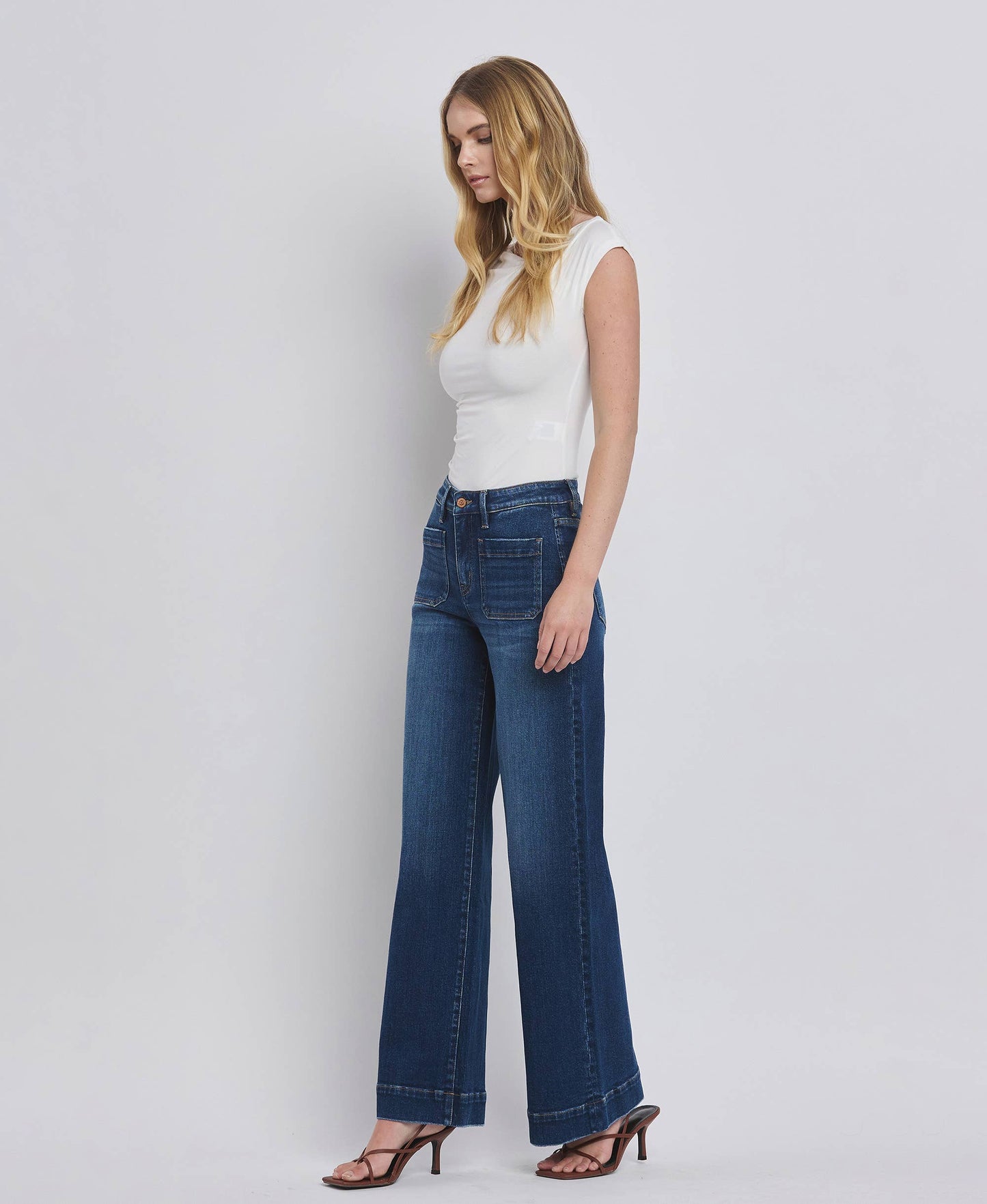 HIGH RISE WIDE TROUSER JEANS front pockets