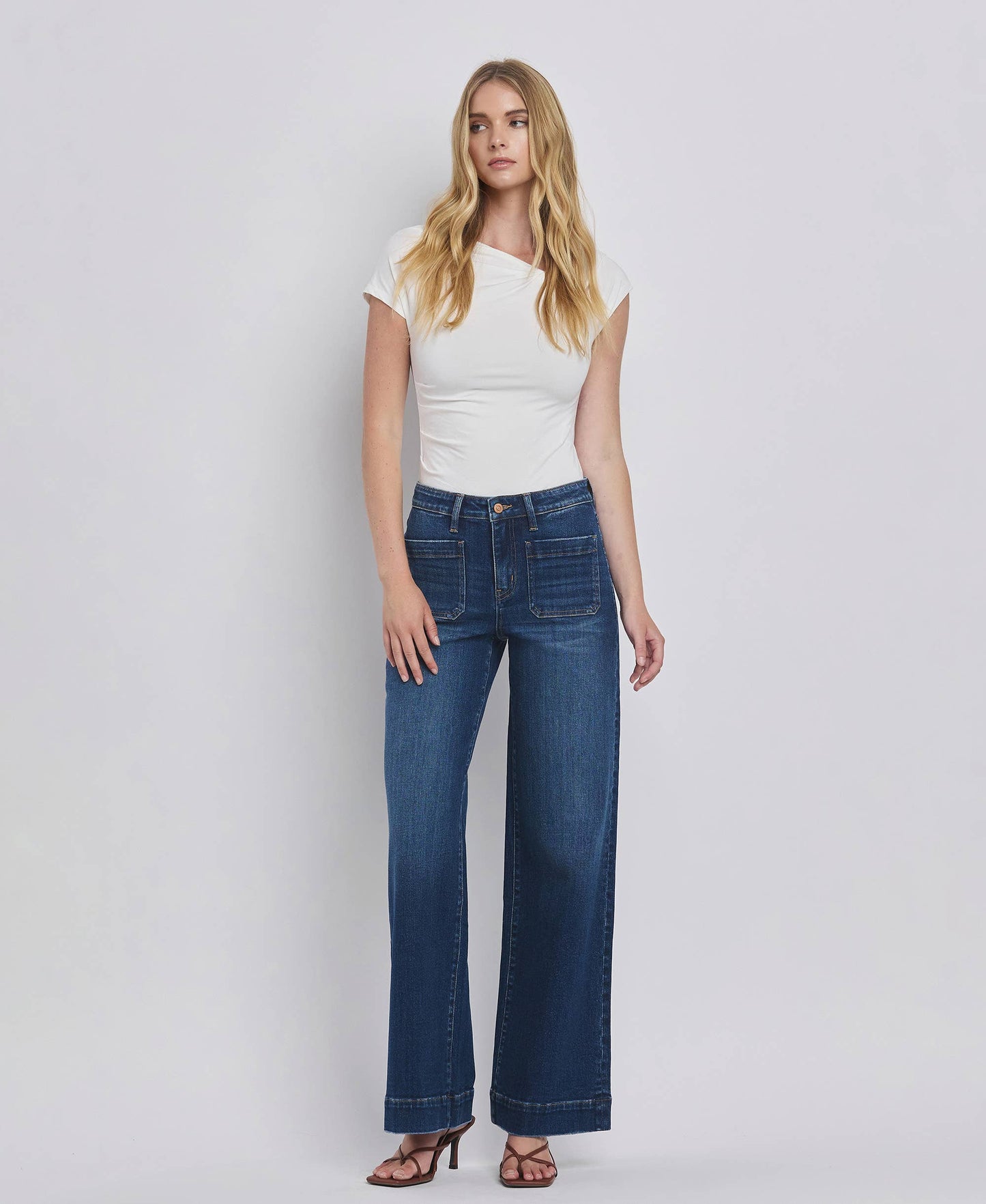 HIGH RISE WIDE TROUSER JEANS front pockets